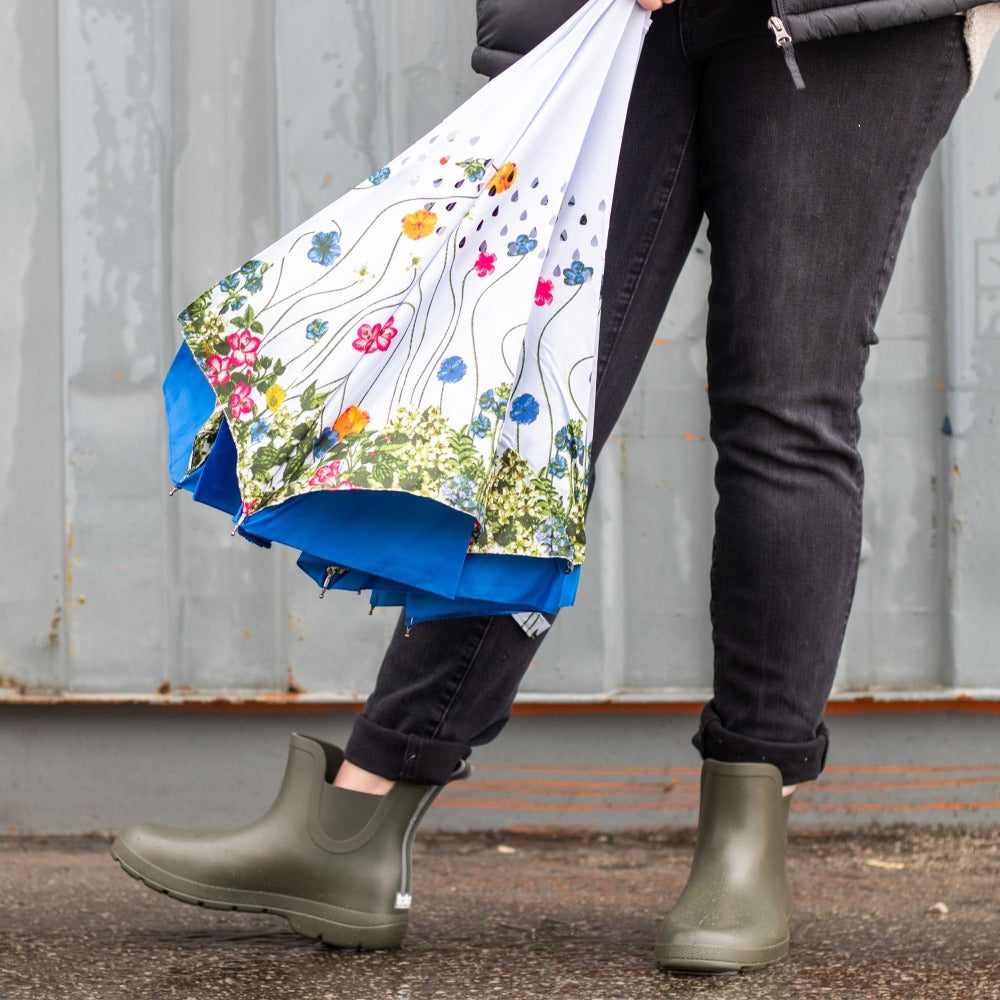 Women's totes cirrus deals chelsea rain boot